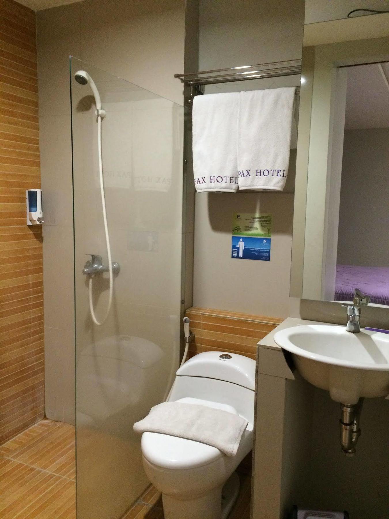 Pax Hotel Джакарта Экстерьер фото